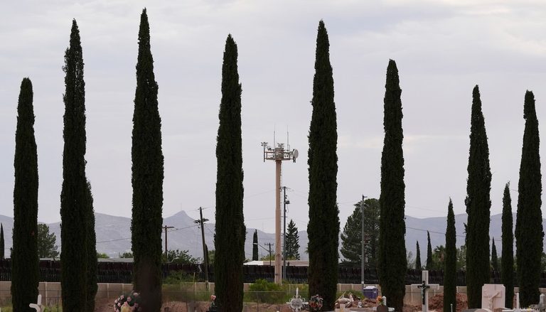 Trump Administration Builds Smart Wall Along U S Mexico Border