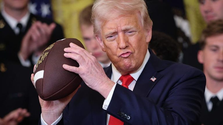 Trump Backs College Sports Act