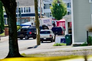 Trump Backs Ice Traffic Stops