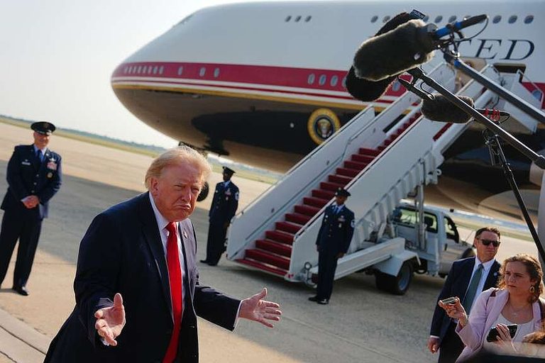 Trump Flies On New Air Force One