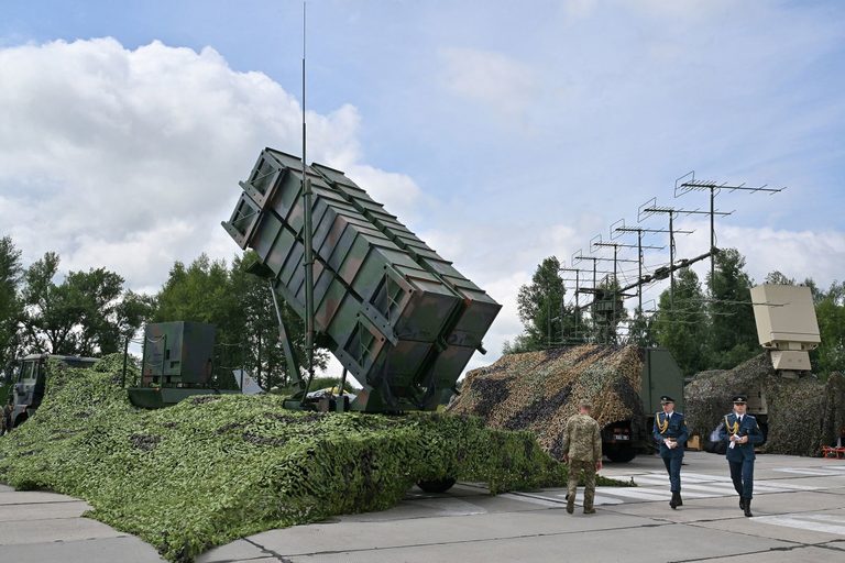 Trump Promises Ukraine Patriot Missiles