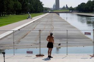 Trump Reflecting Pool Drained For Repairs