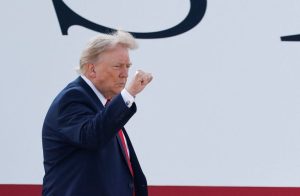 Trump Reports 1 4 Billion In Income