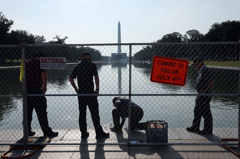 Trump S Reflecting Pool Project