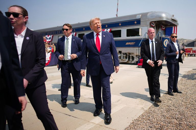 Trump Visits Mount Rushmore