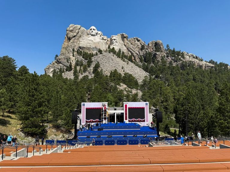 Trump Visits Mount Rushmore For 250Th Anniversary