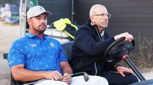 Trump Weighs In On Dechambeau S Two Stroke Penalty