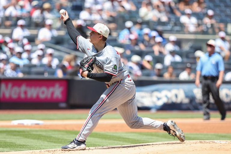 Twins Rhp Zebby Matthews Exits Game
