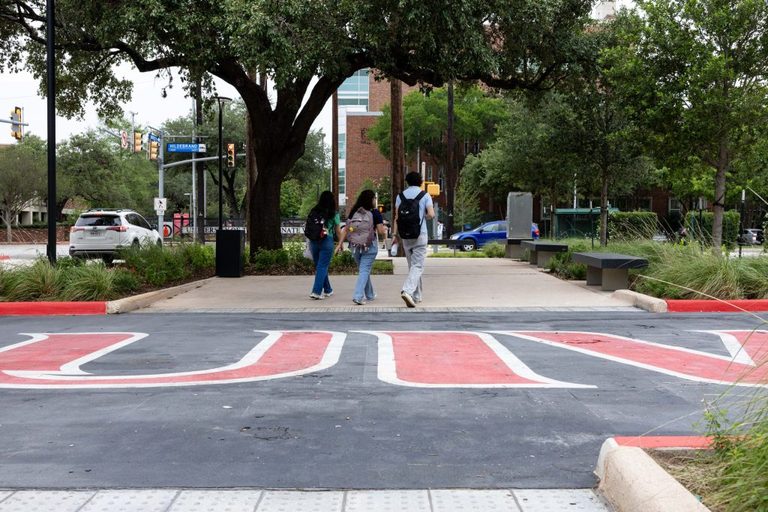 Uiw Expands To M Xico