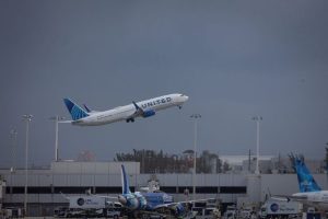 United Airlines Expects 6 Billion Fuel Hit