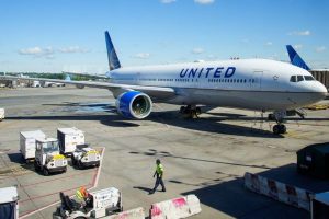 United Airlines Faces Lawsuit Over Window Seats
