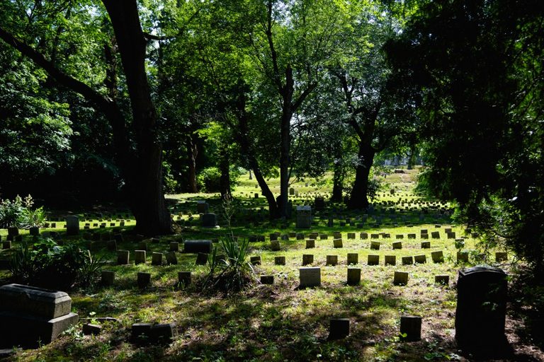 Unmarked Graves At New Haven Cemetery