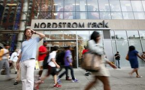 Us Consumer Confidence Drops In July