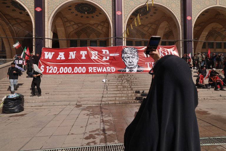 Us Launches Airstrikes Against Iran
