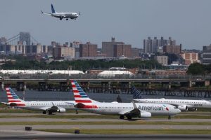 Us Offers 2 2 Billion In Rebates For Airplane Retrofits