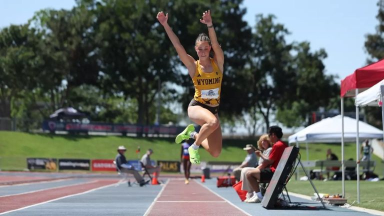 Uw S Chafee Earns Sportsmanship Award