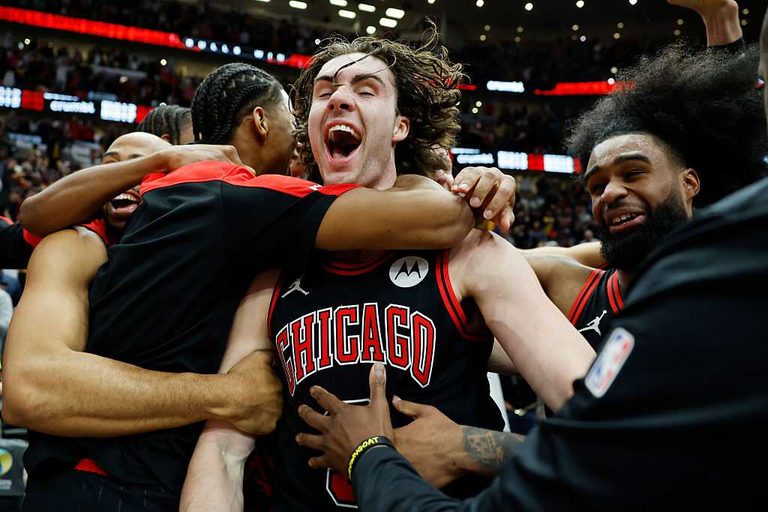 Walmart Heir Buys Stake In Chicago Bulls