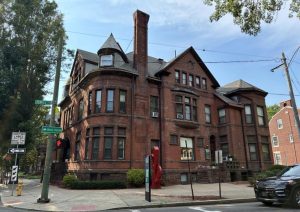Yale Buys Trumbull St Building