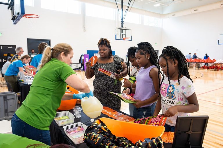 Ymca Hosts Free Back To School Expo In South Dallas