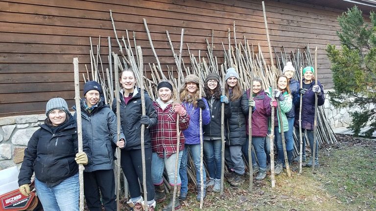Redding Volunteers Spruce Up Lake Redding Park in Community Cleanup Effort