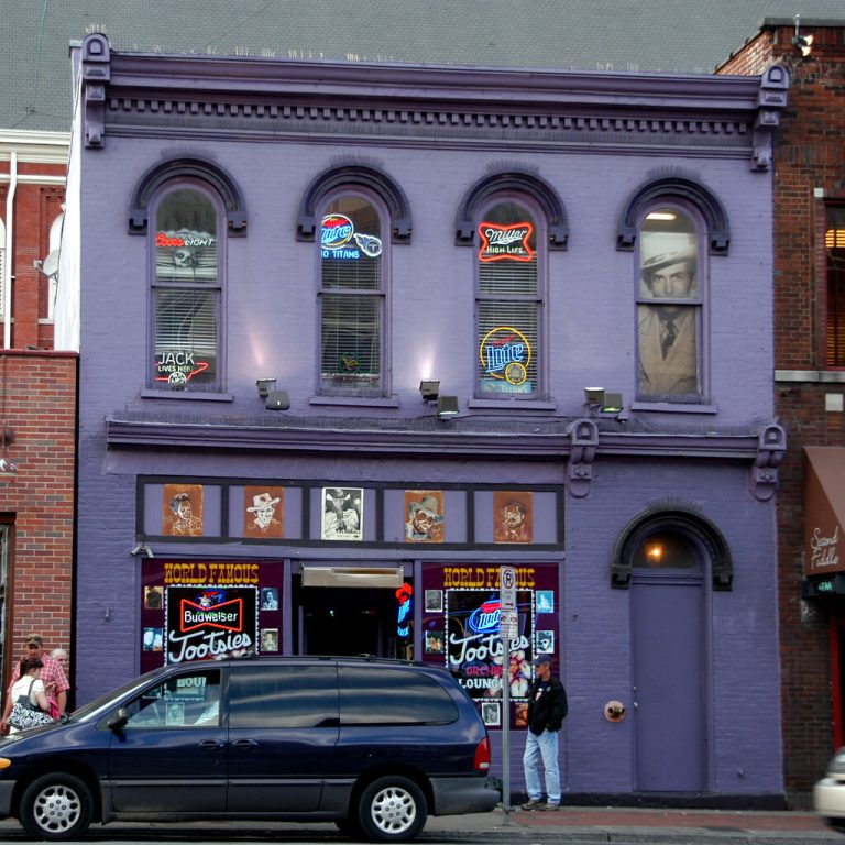 Tootsie's Orchid Lounge — Nashville