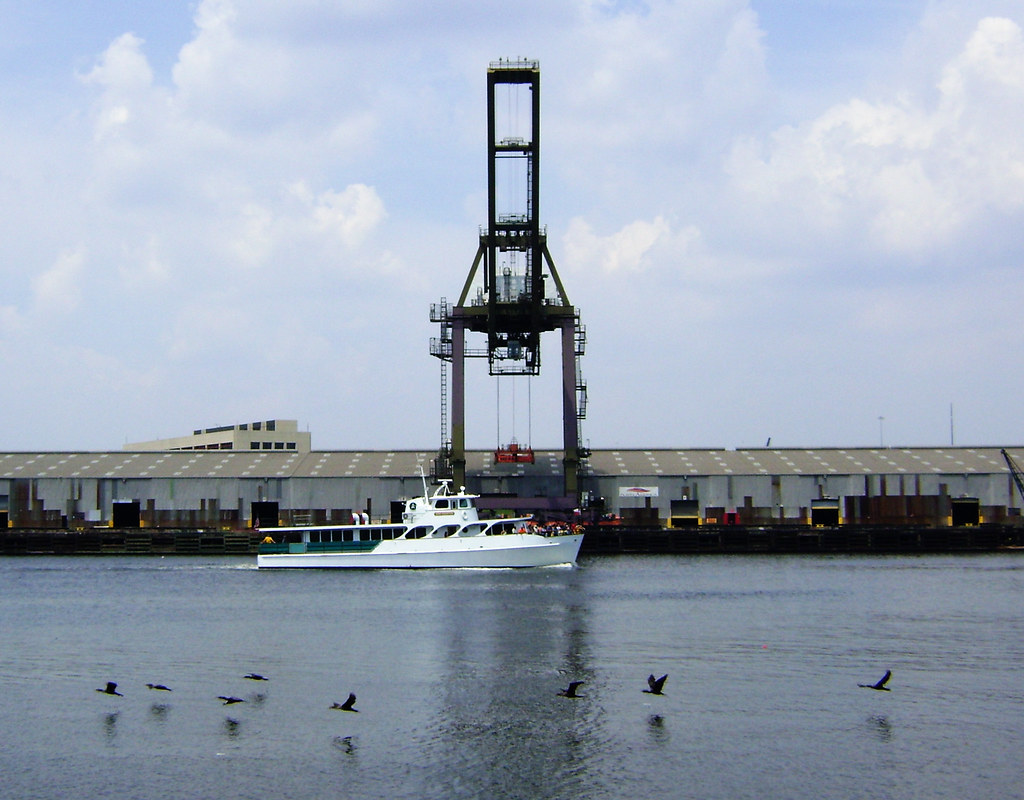 Houston Ship Channel Boat Tour (Sam Houston Boat Tour) — Houston