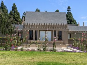 Barnsdall Art Park and Hollyhock House — Los Angeles