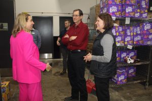 Des Moines Food Pantry Expands Access With New Evening Hours, Thanks to Polk County Grant