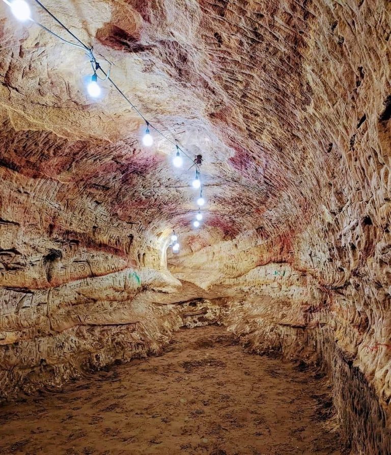 Robber's Cave — Lincoln