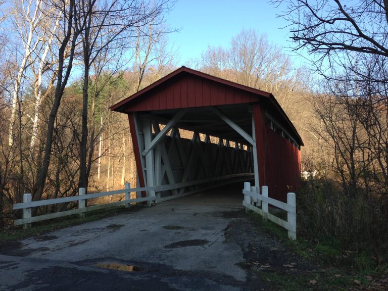 Everett Road Covered Bridge — Akron