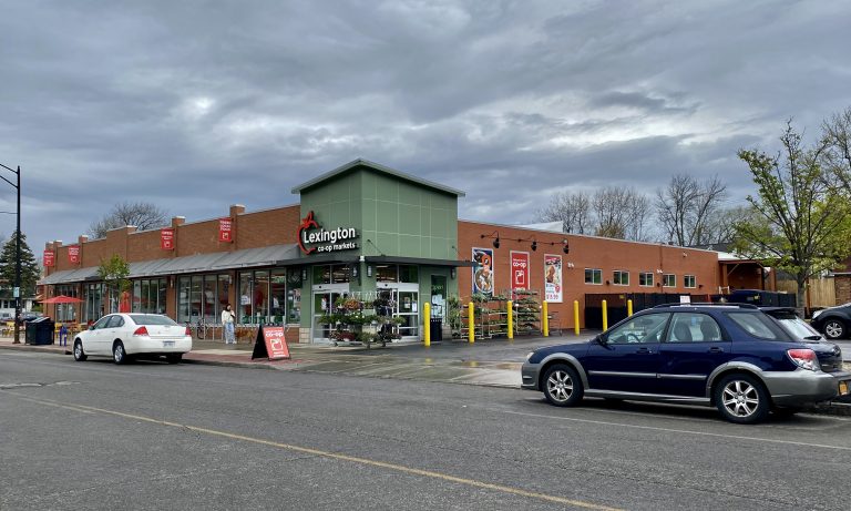 Lexington Community Market (Lexington Co-op) — Buffalo