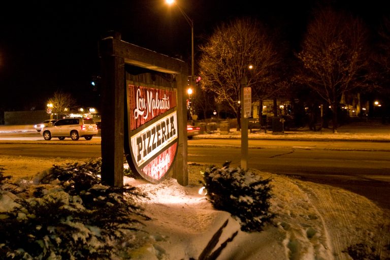 Lou Malnati's Pizzeria — Chicago