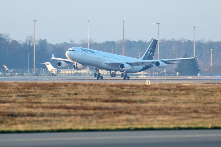 Airlines Gradually Resume Middle East Flights After Iran Conflict