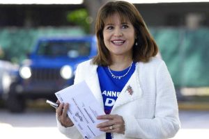 Annette Taddeo Projected To Win Democratic Nomination For Florida Cfo