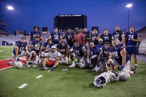 Arizona Wildcats Offensive Line Healthy At Mid Camp Oglesby Optimistic