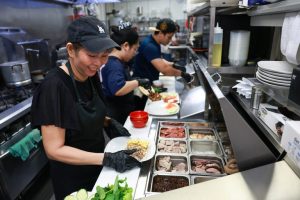 Arlington S M N Vi T Cafe Thrives On Grandmother S Vietnamese Recipes