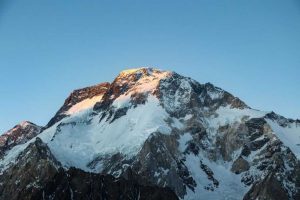 Avalanche In Pakistan Kills 10 Climbers
