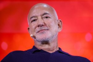 Bezos Nears Deal To Buy Stake In Liverpool
