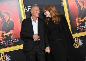 Bruce Springsteen S Wife In Remission