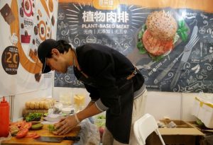 Burgers Gain Popularity In China