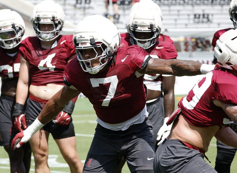 Caleb Woodson Named To Butkus Award Watchlist
