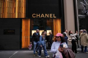 Chanel S Sales Outperform Rivals