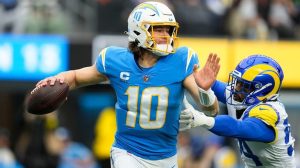 Chargers Hope To Overcome Past Disappointments