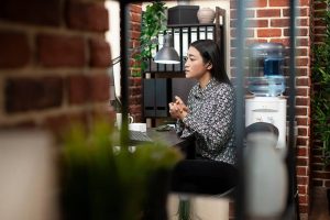 Cold Hiring Market Still Commands Premium For Experienced Talent