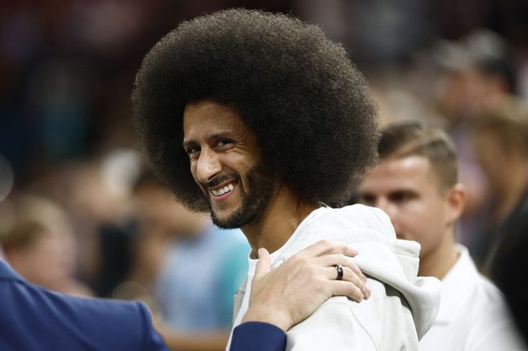 Colin Kaepernick To Receive Muhammad Ali Center Humanitarian Of The Year Award I