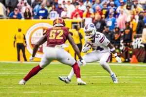 Commanders Sign Stefon Diggs