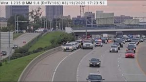 Crash On I 235 Causes Delays For Eastbound Commuters In Des Moines
