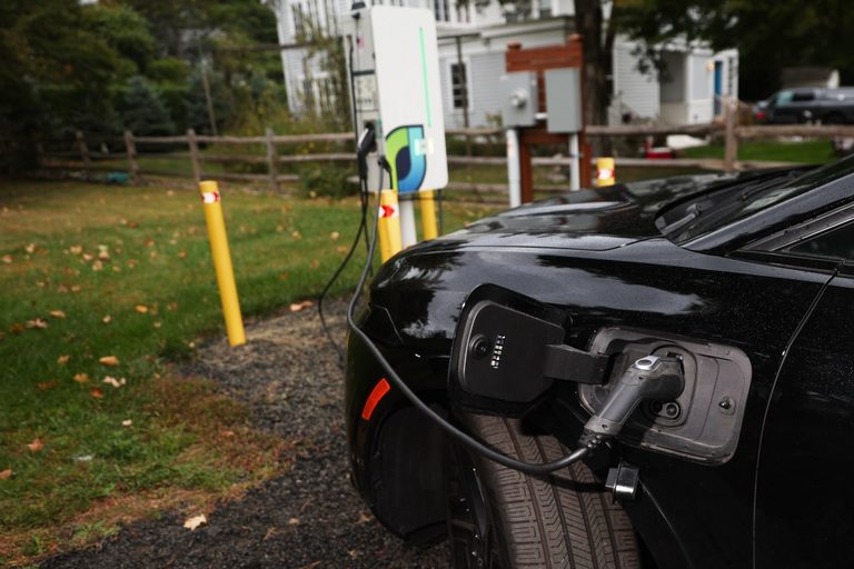 Ct Considers Taxing Electric Vehicles