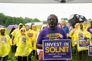 Ct Governor Candidates Meet With Union Leaders