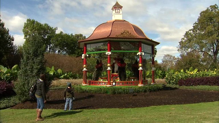 Dallas Arboretum Ends 12 Days Of Christmas Gazebos